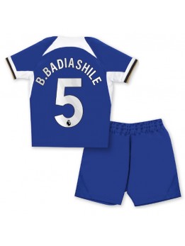 Otroški Nogometna dresi replika Chelsea Benoit Badiashile #5 Domači 2023-24 Kratek rokav (+ hlače)